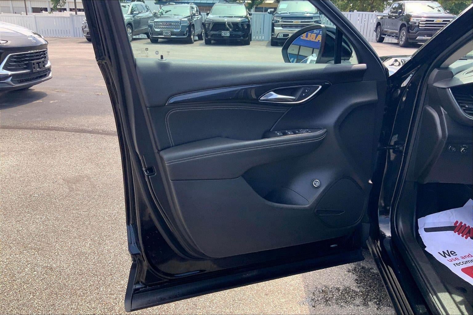Used 2023 Buick Envision Preferred FWD image 22