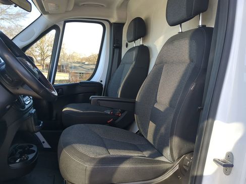 Used 2023 RAM ProMaster 2500 w/ Advance Safety Group (B) image 12