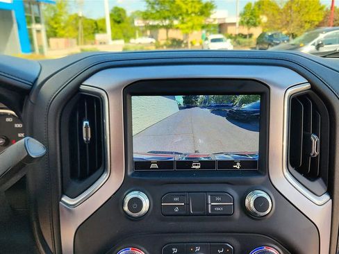 Used 2022 GMC Sierra 2500 SLE w/ SLE Convenience Package AWD/4WD image 18