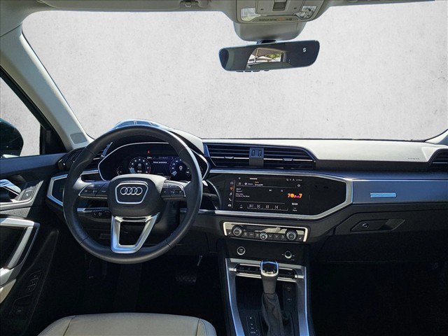 Certified 2024 Audi Q3 2.0T Premium w/ Convenience Package AWD/4WD image 16