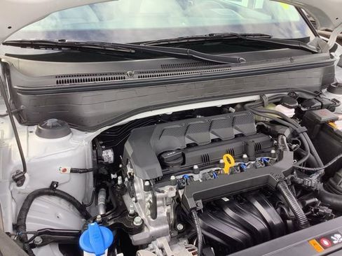 Certified 2026 Hyundai Venue SEL image 13