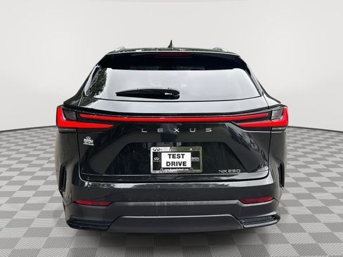 Used 2025 Lexus NX 250 FWD w/ Towing Package (2000 Lbs) image 7