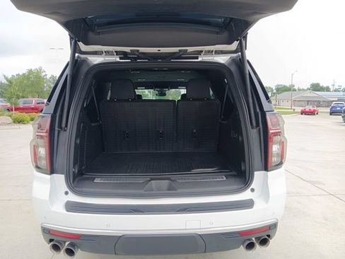Used 2024 Chevrolet Suburban High Country w/ Max Trailering Package AWD/4WD image 36
