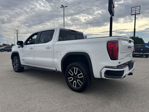 Used 2022 GMC Sierra 1500 AT4 w/ AT4 Preferred Package image 3