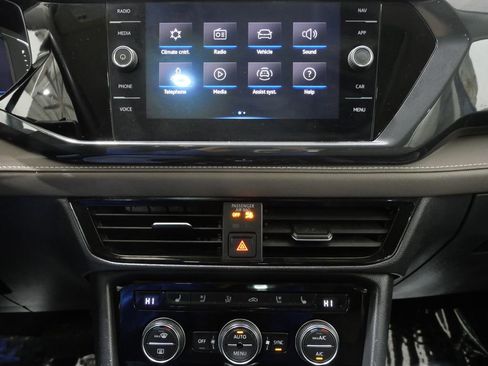 Used 2022 Volkswagen Taos SEL image 20