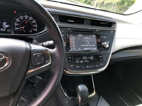 Used 2016 Toyota Avalon XLE Premium FWD image 15