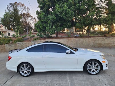 Used 2013 Mercedes-Benz C 250 Coupe image 5