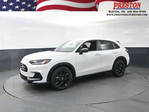 Used 2024 Honda HR-V Sport image 1