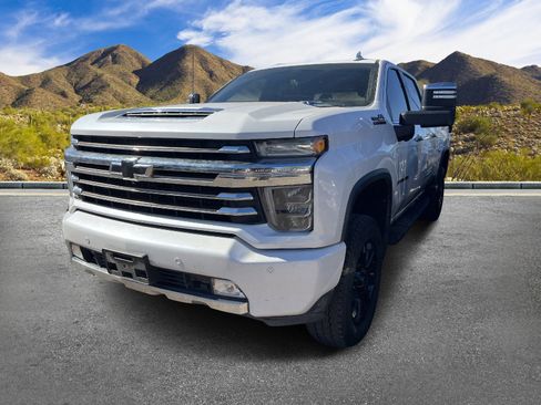 Used 2020 Chevrolet Silverado 2500 High Country w/ Z71 Off-Road Package image 2