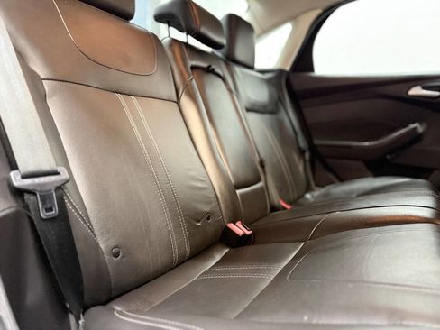 Used 2014 Ford Focus Titanium image 7
