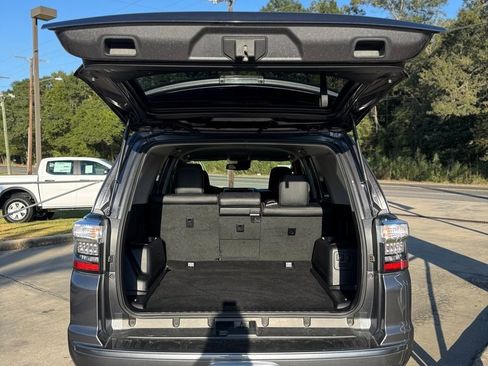 Used 2023 Toyota 4Runner TRD Sport image 6