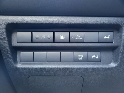 New 2025 Mitsubishi Outlander SEL image 21