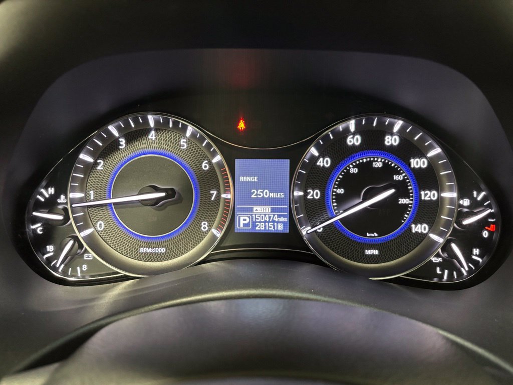 Used 2015 INFINITI QX80 4WD w/ Deluxe Technology Package image 23