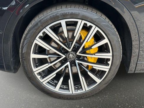 Used 2023 Maserati Grecale Modena AWD/4WD image 19