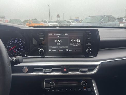 Used 2021 Kia K5 LXS FWD image 13