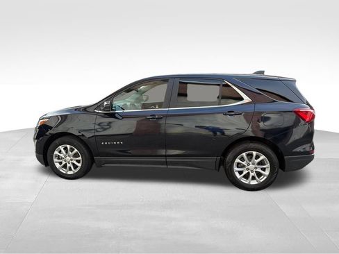 Used 2021 Chevrolet Equinox LT FWD image 2