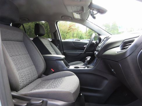 Used 2022 Chevrolet Equinox LT image 14