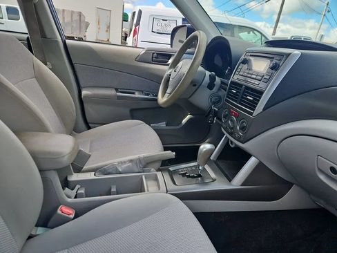 Used 2013 Subaru Forester 2.5X AWD/4WD image 6