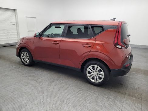 Used 2021 Kia Soul LX image 3
