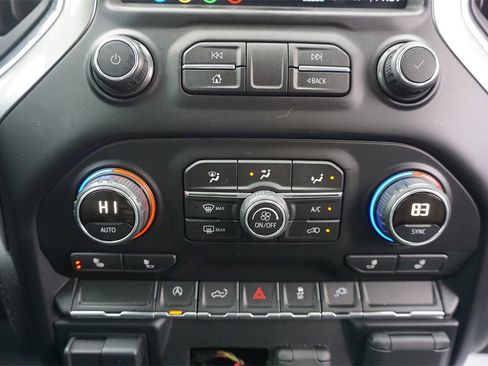 Used 2019 Chevrolet Silverado 1500 LT w/ All-Star Edition image 13