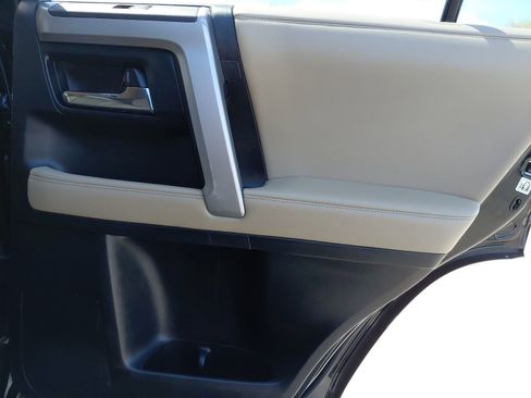 Certified 2022 Toyota 4Runner SR5 Premium AWD/4WD image 24