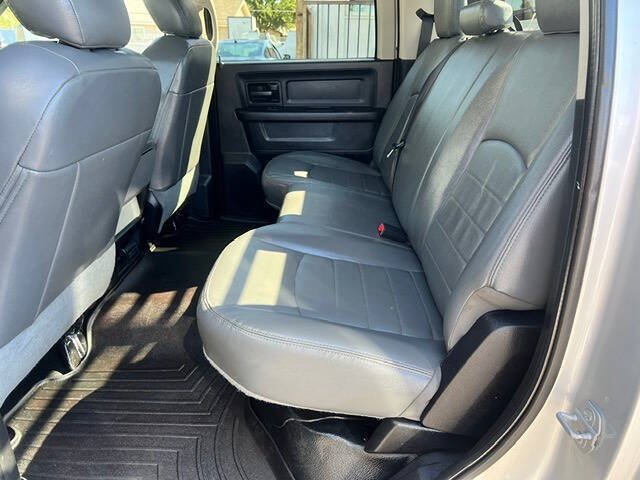 Used 2016 RAM 3500 Tradesman w/ Chrome Appearance Group AWD/4WD image 14