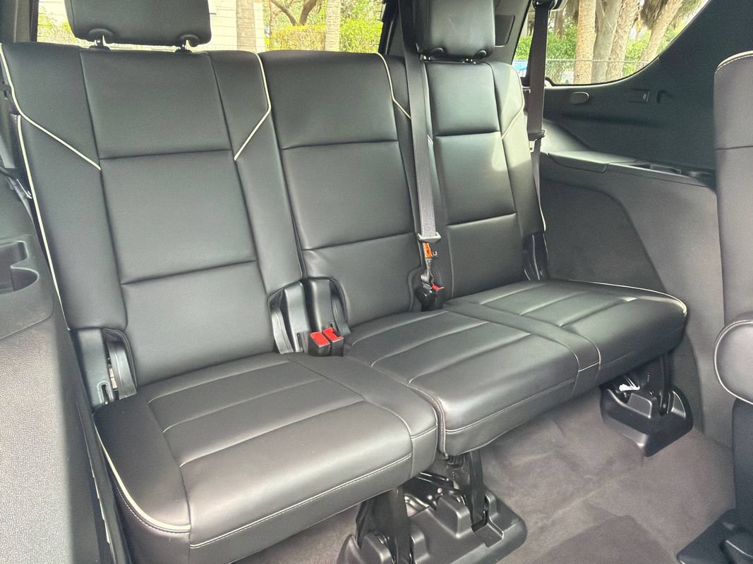 Used 2024 Cadillac Escalade Sport w/ Touring Package AWD/4WD image 19