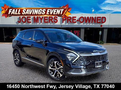 Certified 2023 Kia Sportage EX FWD image 1