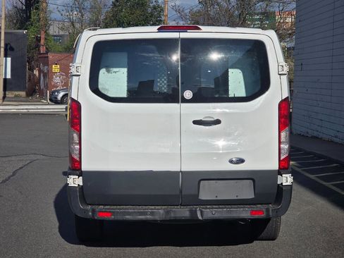 Used 2015 Ford Transit 150 130 Low Roof w/ Exterior Upgrade Package RWD image 6