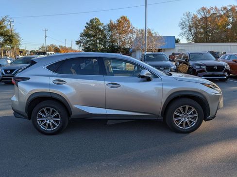 Used 2018 Lexus NX 300 FWD image 2