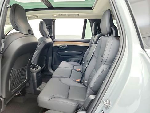 New 2026 Volvo XC90 T8 Plus w/ Protection Package Premier AWD/4WD image 27