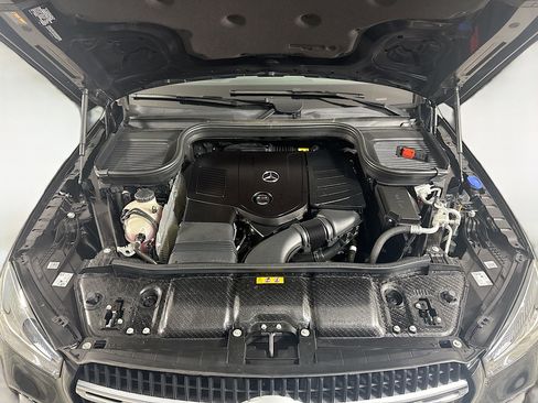 Used 2025 Mercedes-Benz GLE 450e 4MATIC image 39