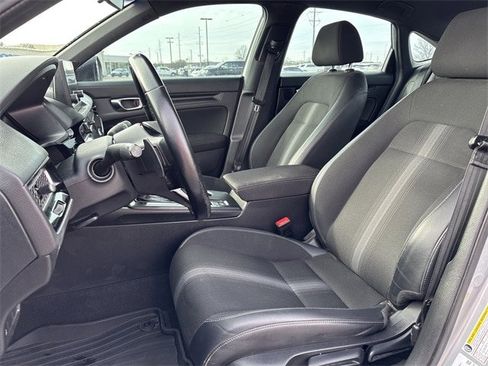 Used 2023 Honda Civic Sport image 11