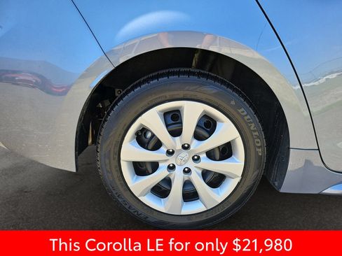 Used 2025 Toyota Corolla LE FWD image 43