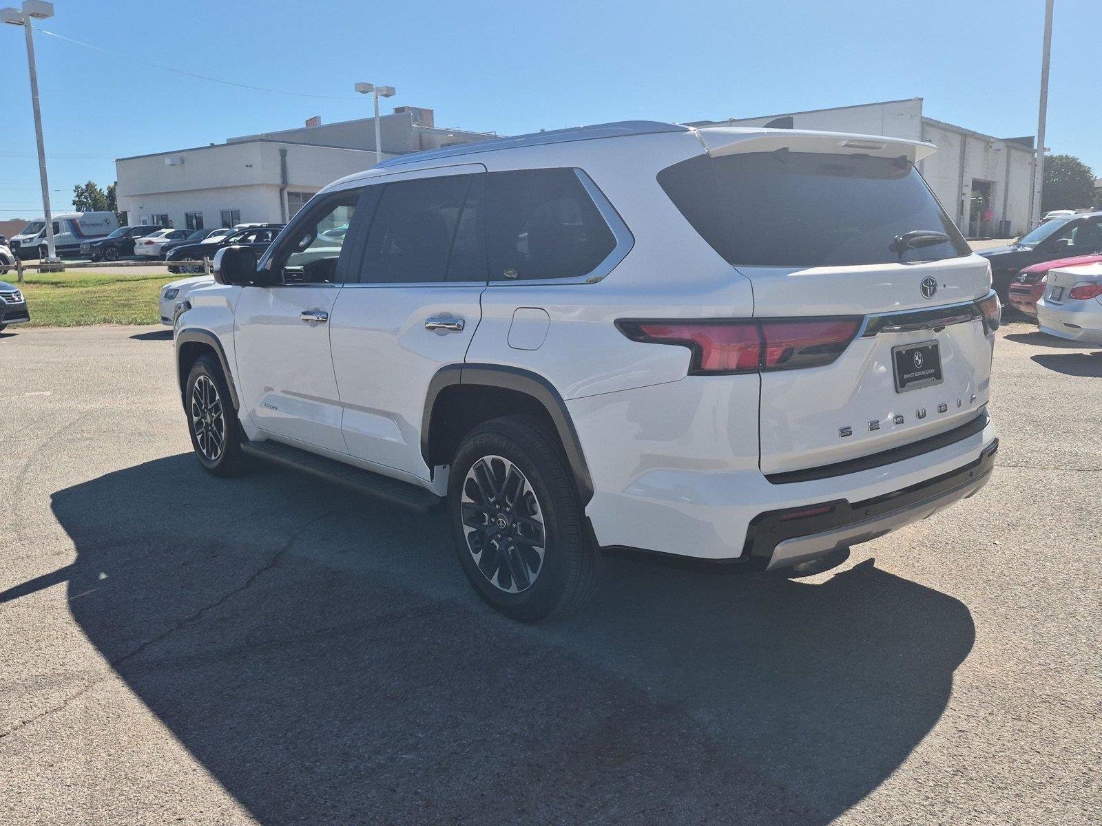 Used 2025 Toyota Sequoia Limited AWD/4WD image 3