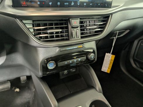 New 2025 Ford Escape SE w/ Class II Trailer Tow Package image 16