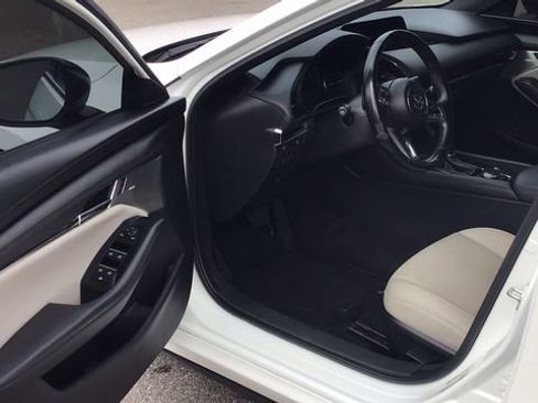 Used 2021 MAZDA MAZDA3 AWD 2.5 Turbo Hatchback image 17