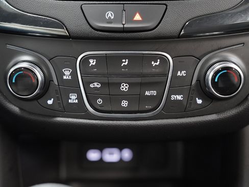 Used 2024 Chevrolet Equinox RS AWD/4WD image 27