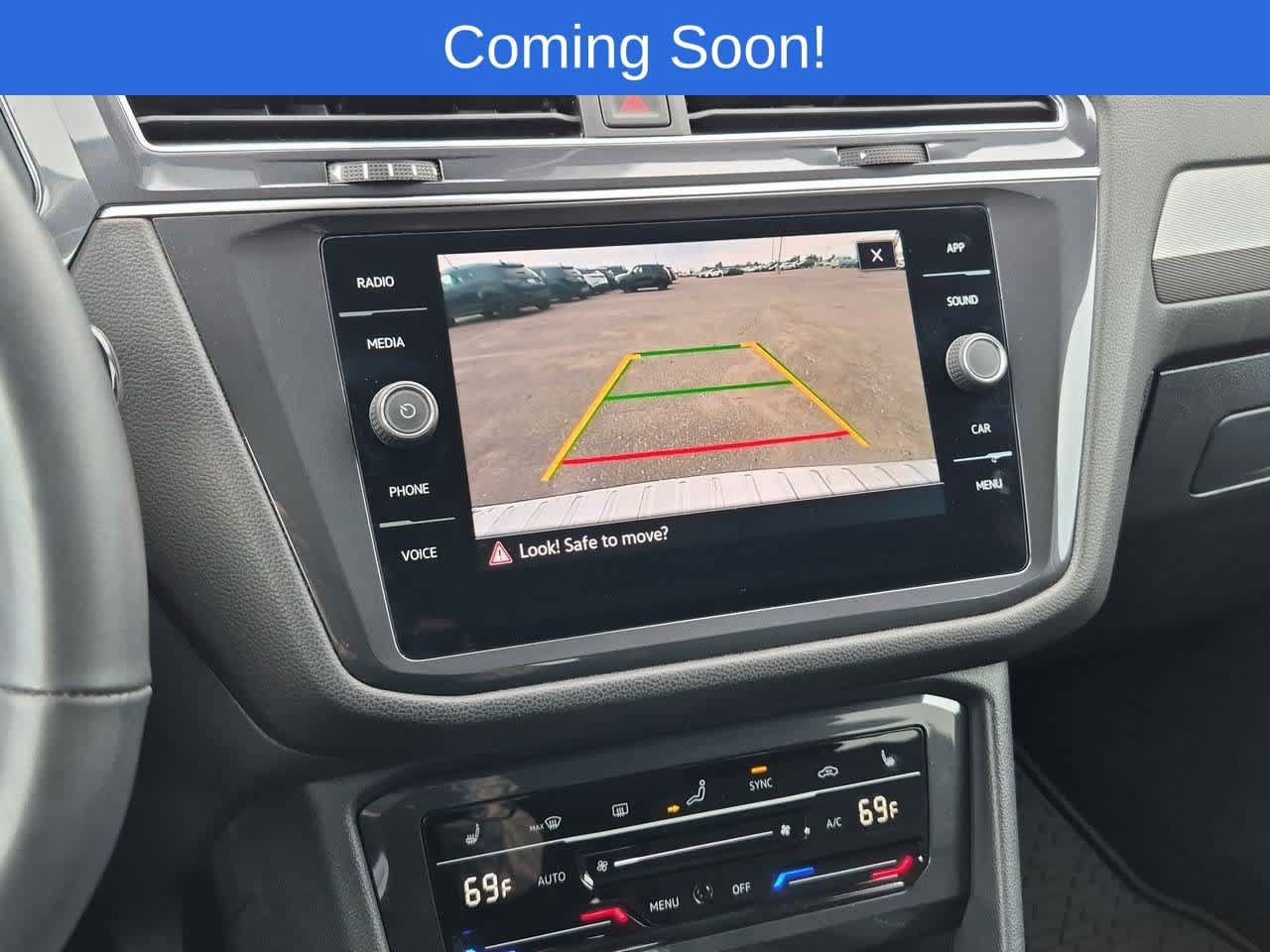 Used 2024 Volkswagen Tiguan SE AWD/4WD image 30