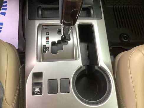 Used 2020 Toyota 4Runner Limited image 22