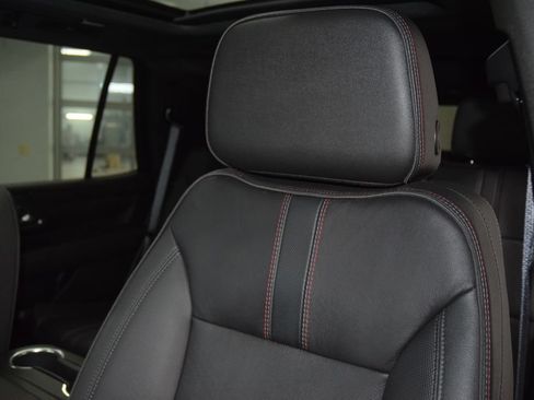 Used 2023 Chevrolet Tahoe RST w/ Luxury Package AWD/4WD image 40