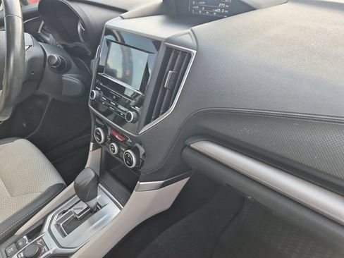 Used 2020 Subaru Forester Premium AWD/4WD image 15