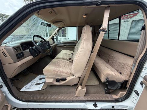 Used 1999 Ford F250 XLT RWD image 11