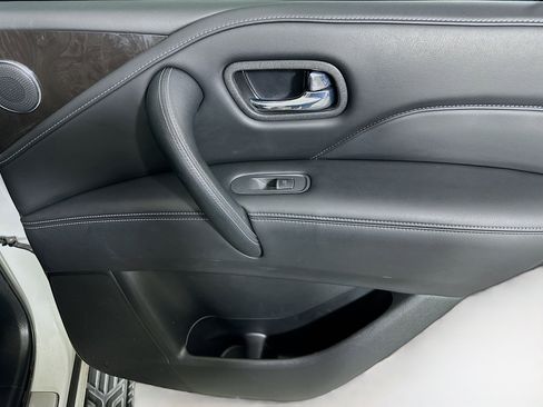 Used 2024 INFINITI QX80 Luxe w/ Cargo Package image 31