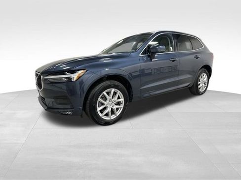 Used 2021 Volvo XC60 T6 Momentum AWD/4WD image 11