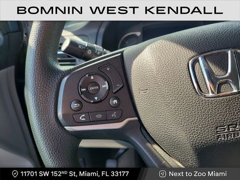 Used 2021 Honda Pilot EX image 11