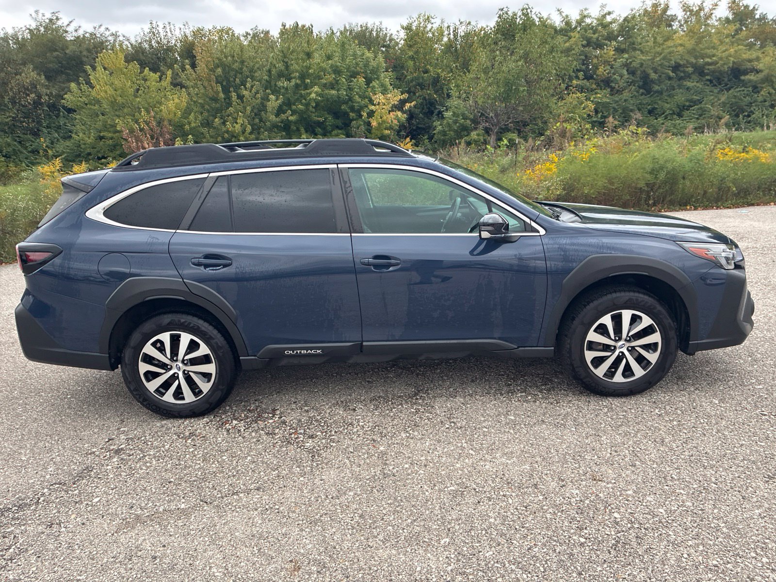 Certified 2025 Subaru Outback Premium AWD/4WD image 15