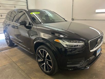 Used 2022 Volvo XC90 T6 Momentum w/ Climate Package