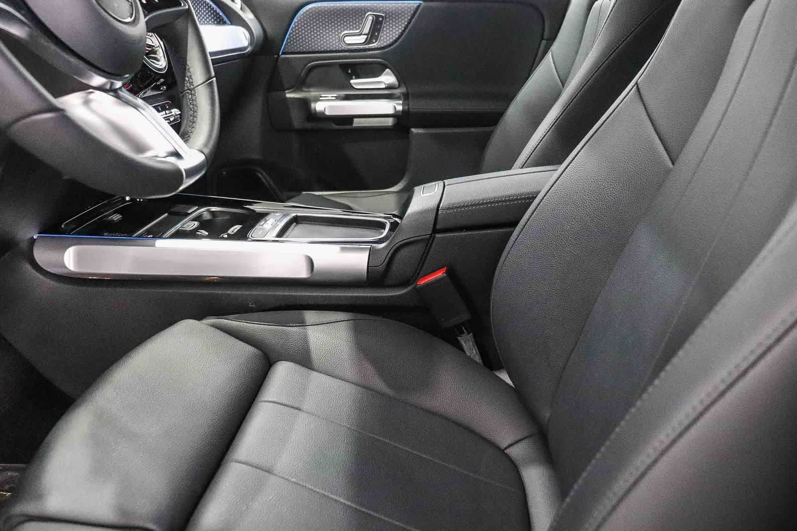 Used 2024 Mercedes-Benz EQB 250+ image 19