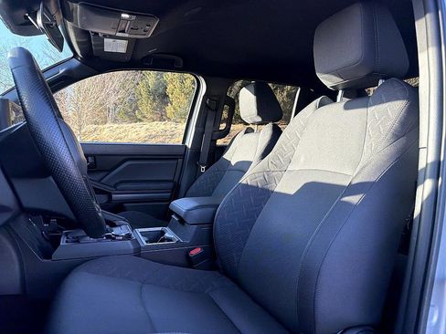 Used 2025 Toyota Tacoma SR5 image 11